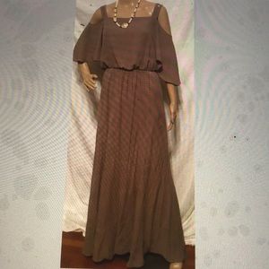 NINE WEST PEBBLE WOMENS TAUPE SZ 6 MAXI DRESS